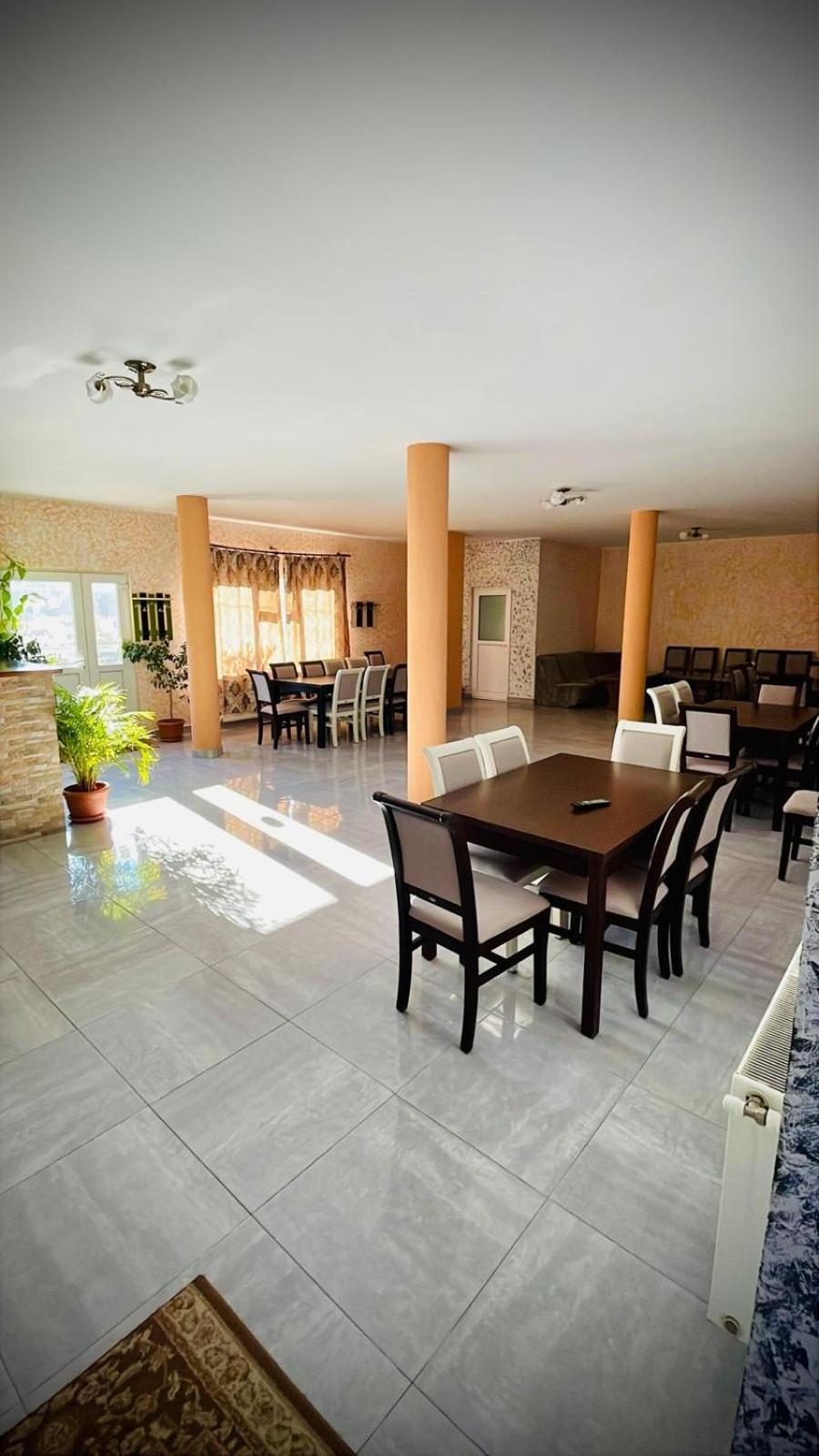 La Mateo Hotel Calimanesti Luaran gambar